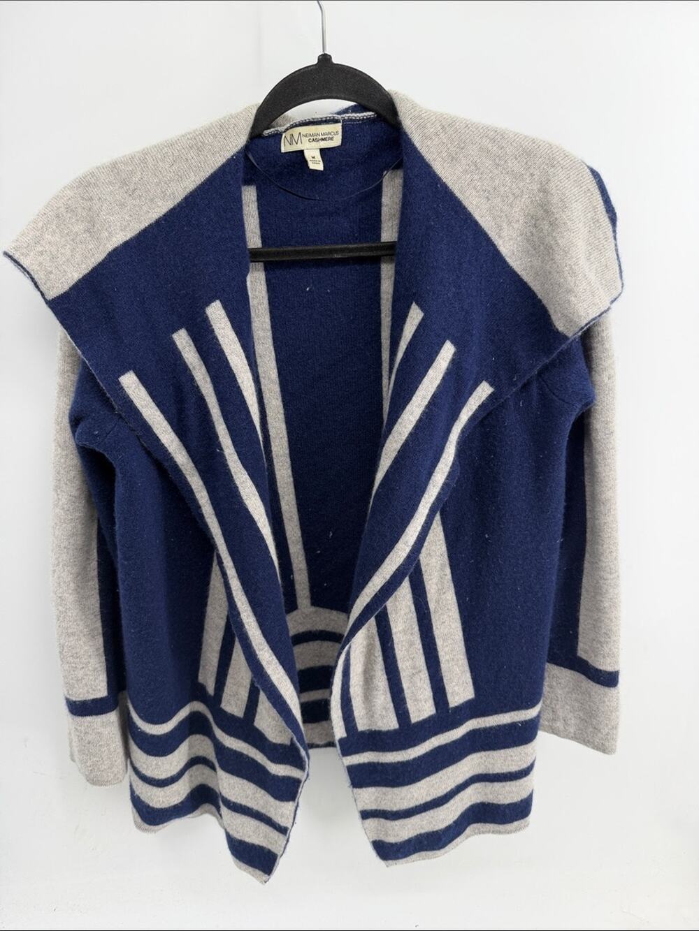Neiman Marcus 100% cashmere shawl collar open front knit cardigan sweater sz M
